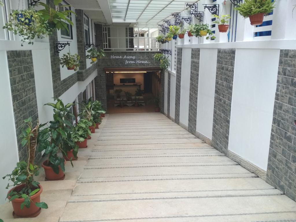 White Castle Boutique Apartment Hotel Bangalore Exterior foto